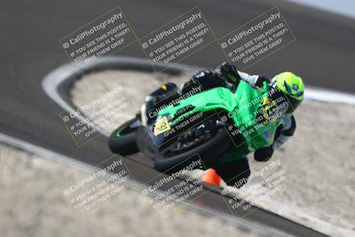 media/Nov-01-2025-TrackDaz (Sat) [[2b4d5192bc]]/B Group/1220pm (Turn 2 Outside)/